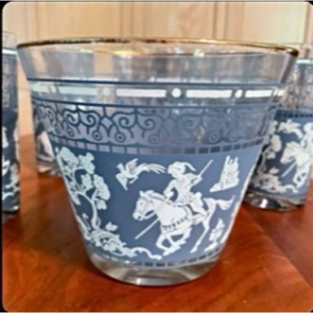 Mid-Century Jeanette Glasses and Ice Bucket - Picture 2 of 7